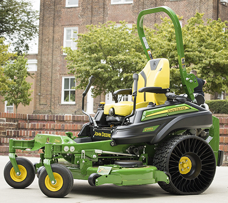 John Deere Z950M ZTrak™ Zero-Turn Mower